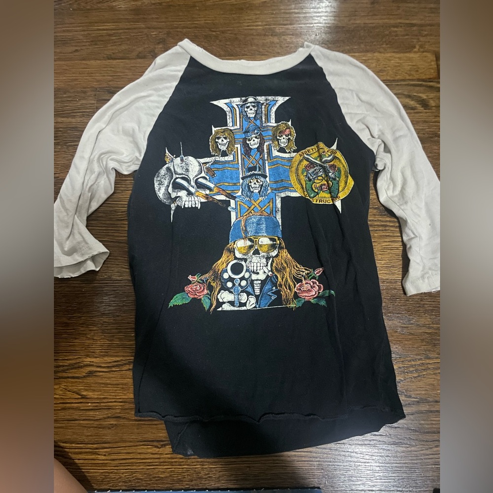 MadeWorn Guns and Roses T shirt